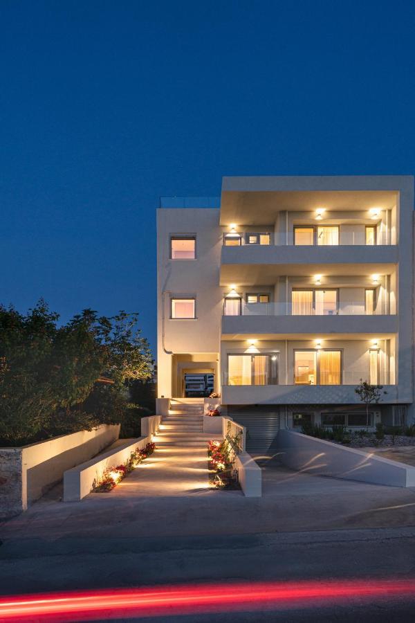 Sii City Luxury Suites Rethymno  Bagian luar foto